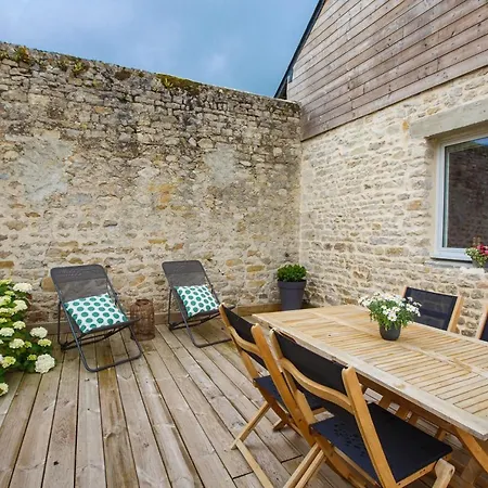 De Charme Pour 2 Au Calme Aux Portes De Bayeux By Le Clos Poulain